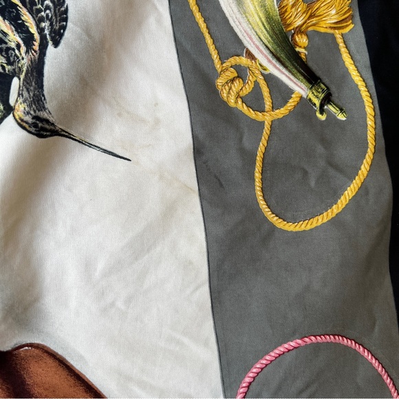 Hermès scarf 1960 vintage **condition issues** - Picture 2 of 8